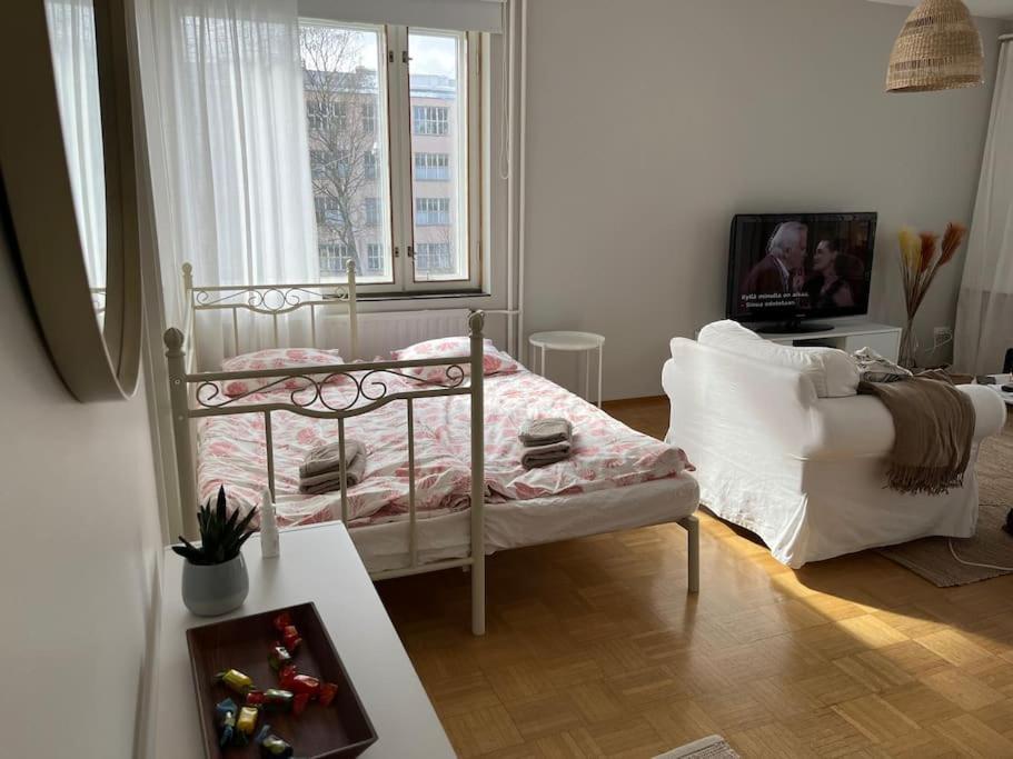 Keskusta Kaksio Tuomiokirkon Ja Yliopiston Laehellae Apartment Турку Екстериор снимка